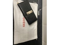 older guess purses